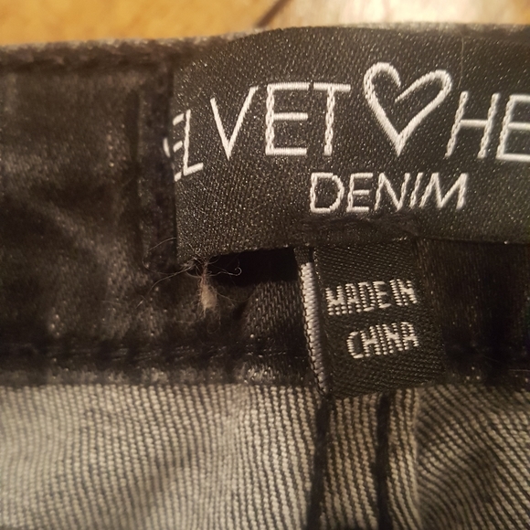 Velvet Heart Jeans - Picture 4 of 5